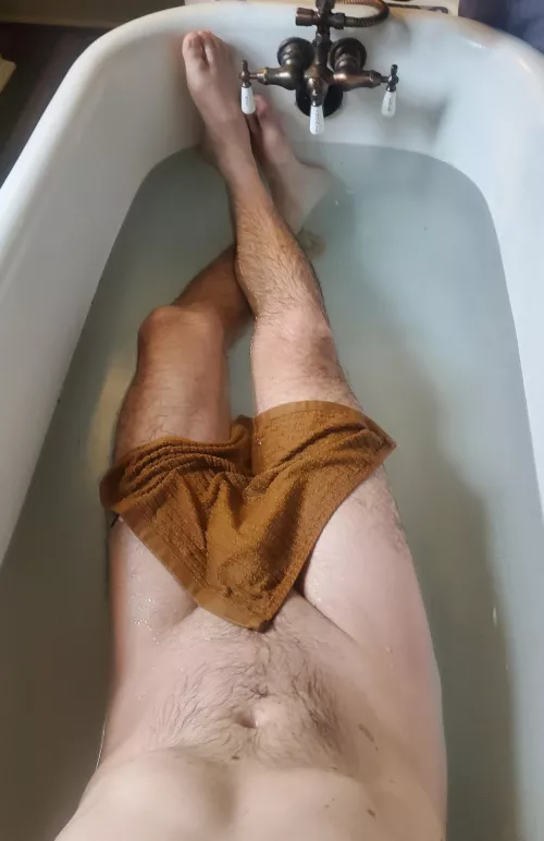 Rainy day relaxing 😌 