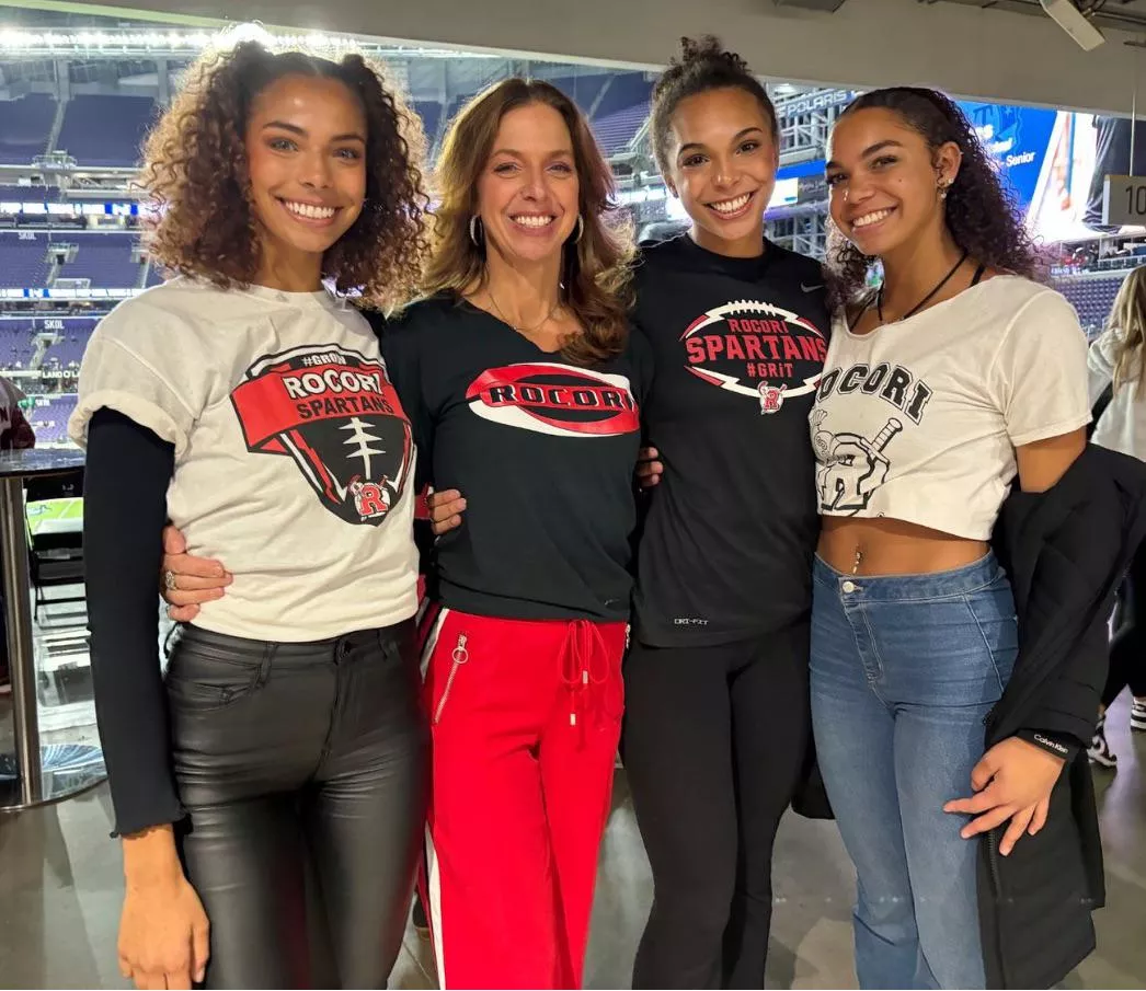 Rank In which order? Big sis (1), mom (2), middle sis (3), lil sis (4)?