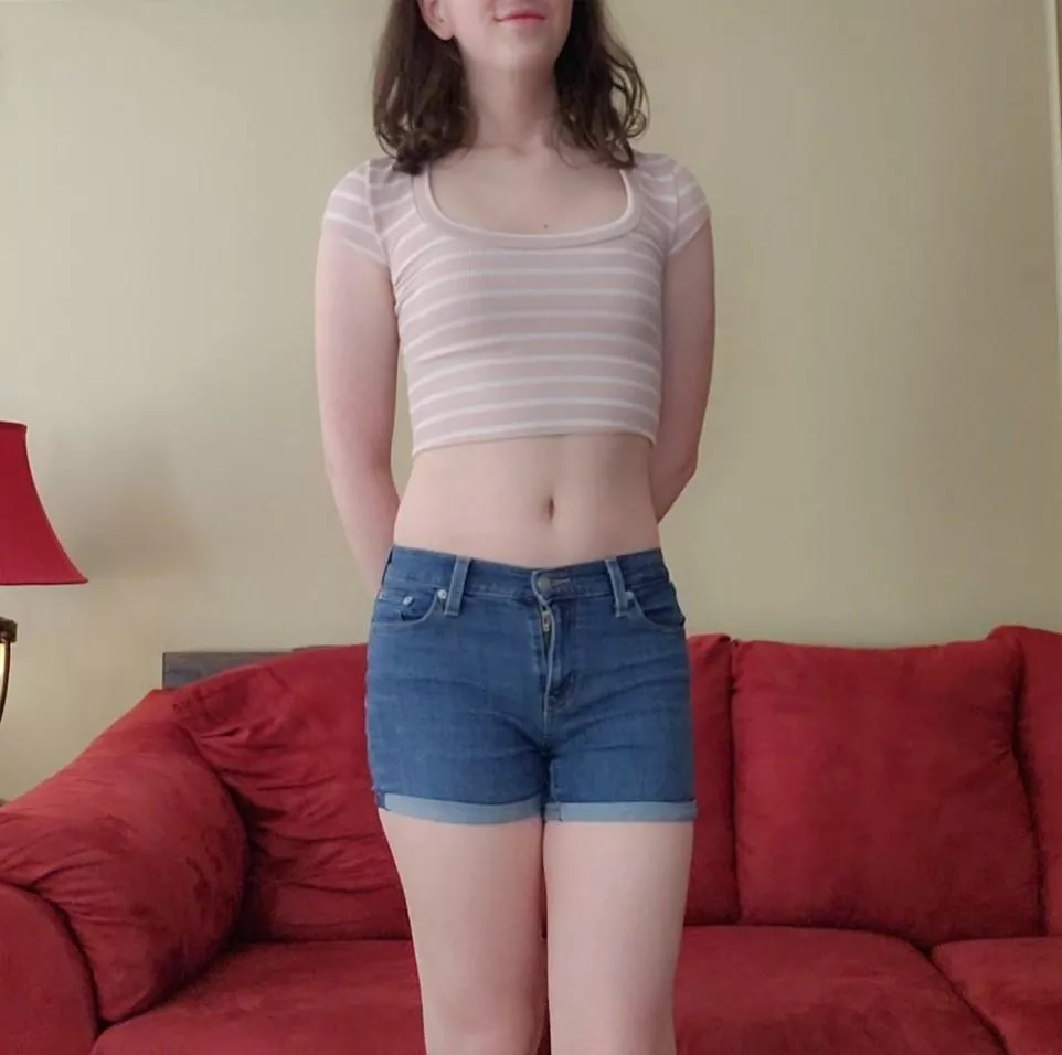 Should I start wearing more shorts this summer? 🥰
