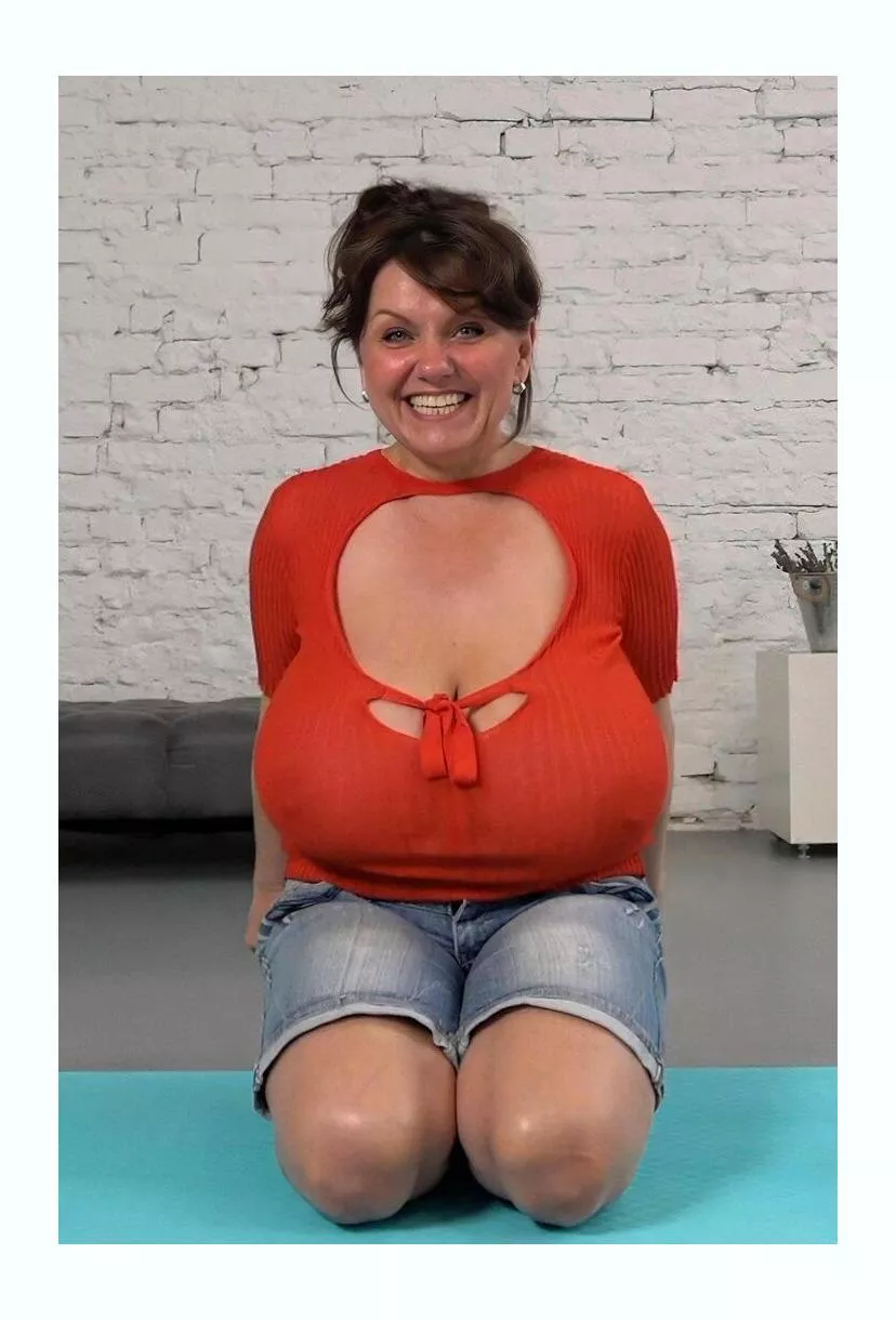 Spin the nottle with mommy