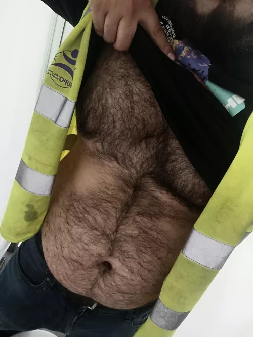 Wanna chat? ❤️ I'm kinda lonely here at work haha