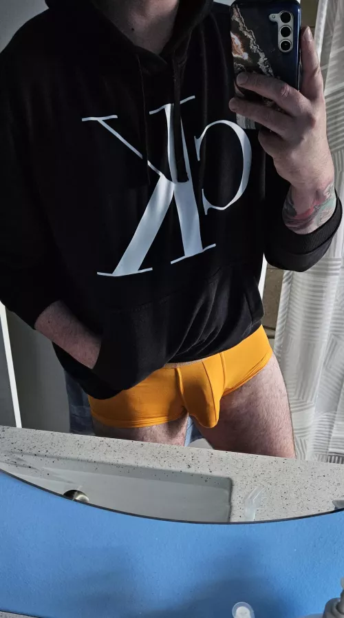 What do you think of my orange trunks? 