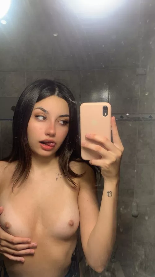 what u think of my selfie