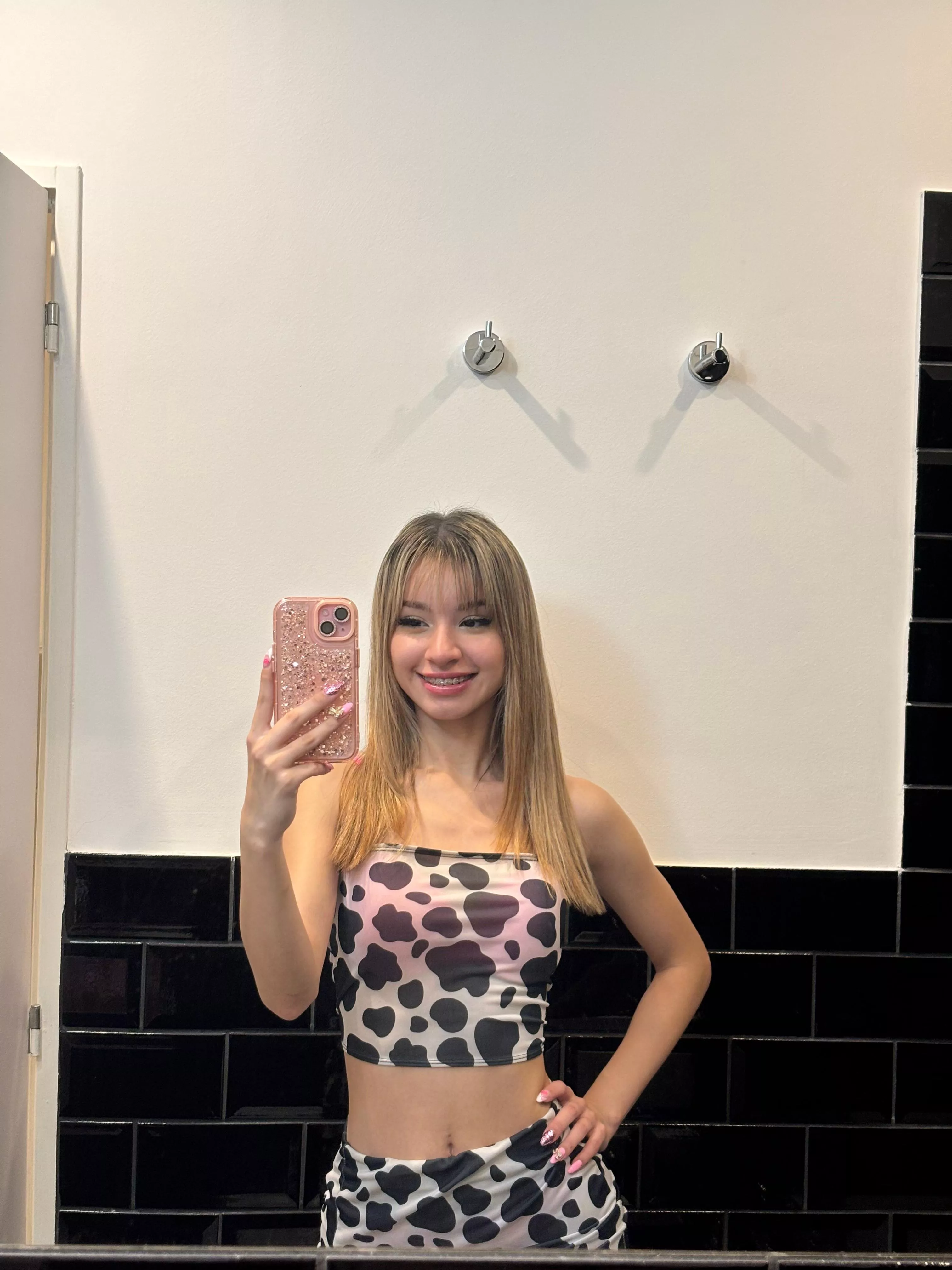 Where do you picture me going to in this outfit, got any wild guesses?