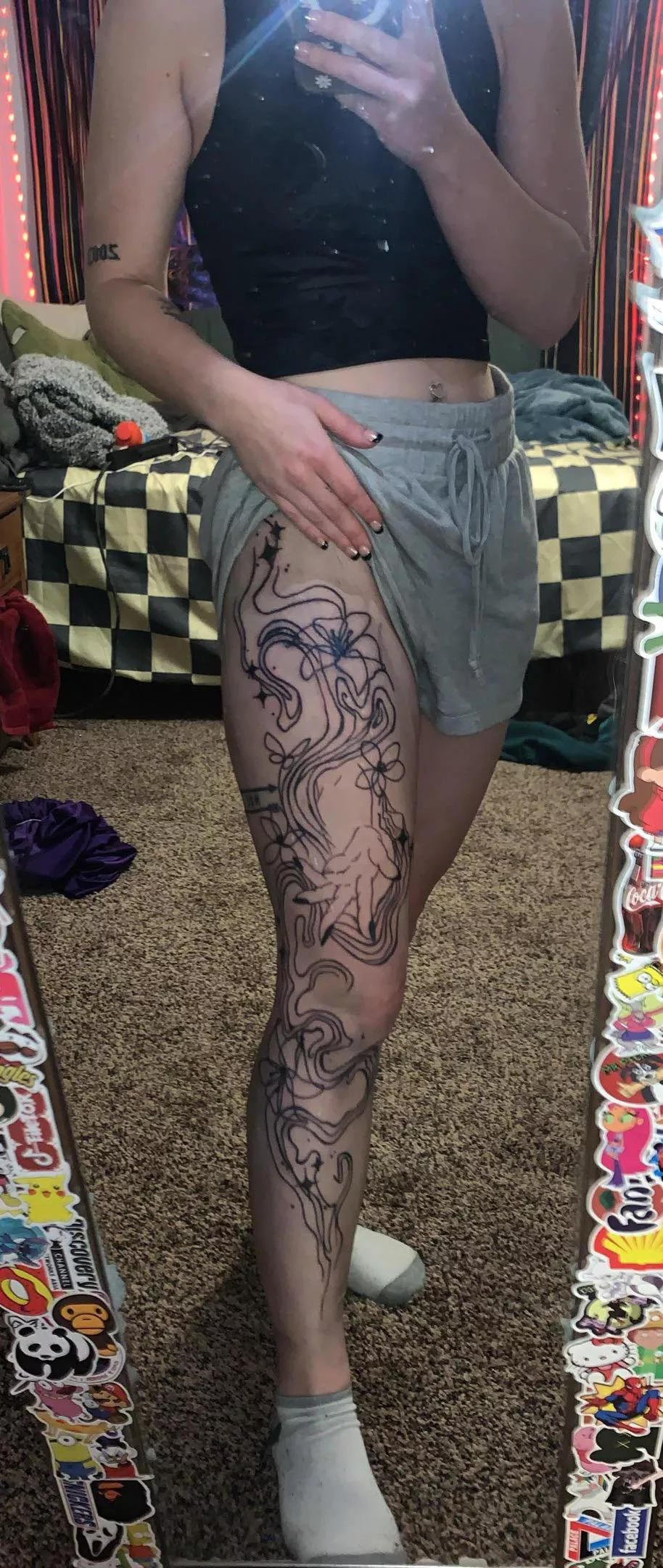 Who would want to pump between her sexy legs?