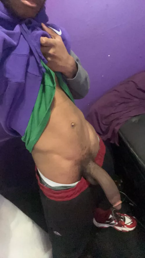 19. who trynna snap when im outta class?