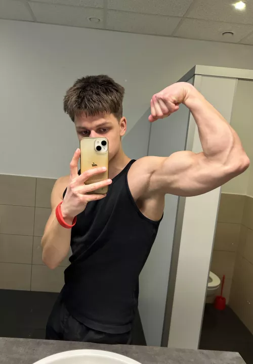 (19)Would you taste my post workout pit?