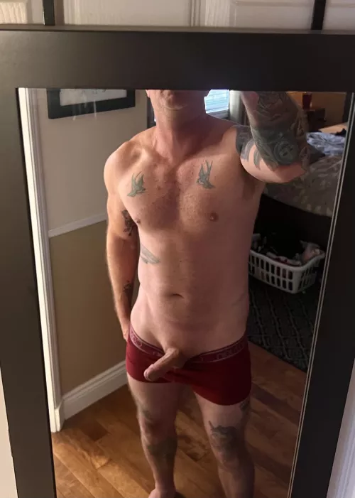 (41) Snow day… who wants to keep me warm?