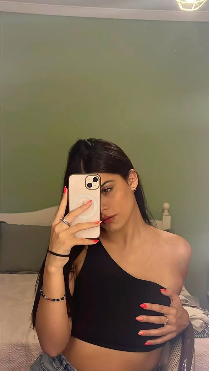 crop tops are comfyyyy