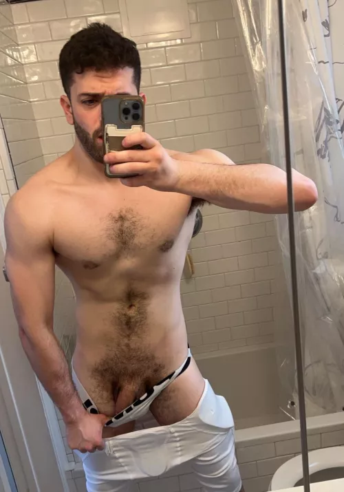 Decided to give my old high school football pants on for a try [24]