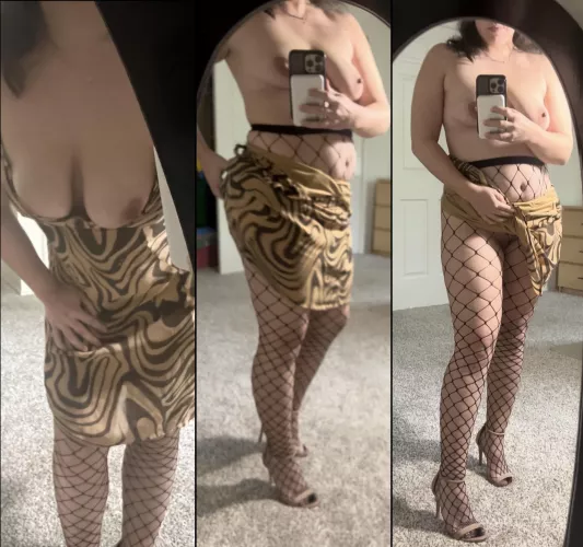 Enjoy while my boobs outpace my bump 