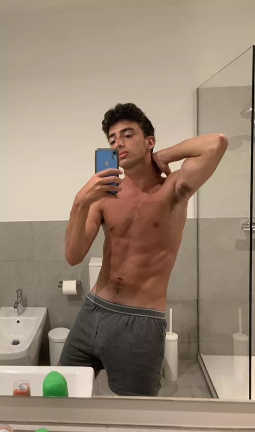 Feeling kind of down today someone wanna help me cheer up?