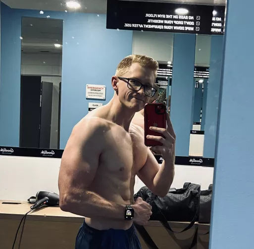 #flexfriday