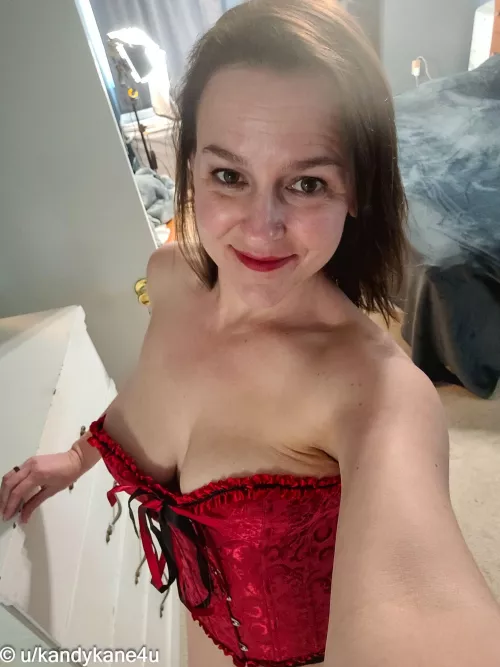 Happy Friday, hope you like tonight's outfit