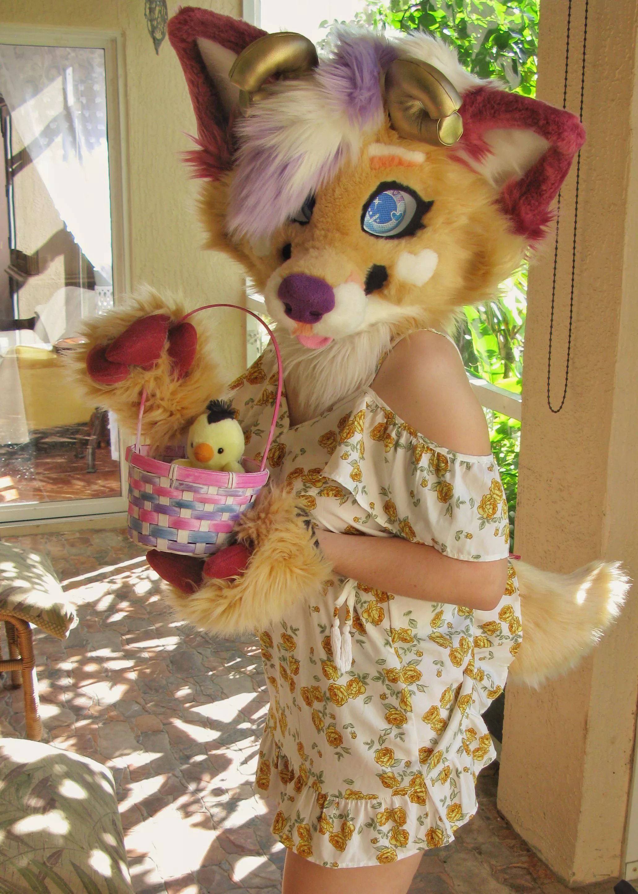 Happy Fursuit Friday