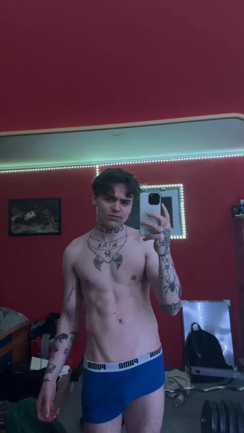 how do you like my V ?😈