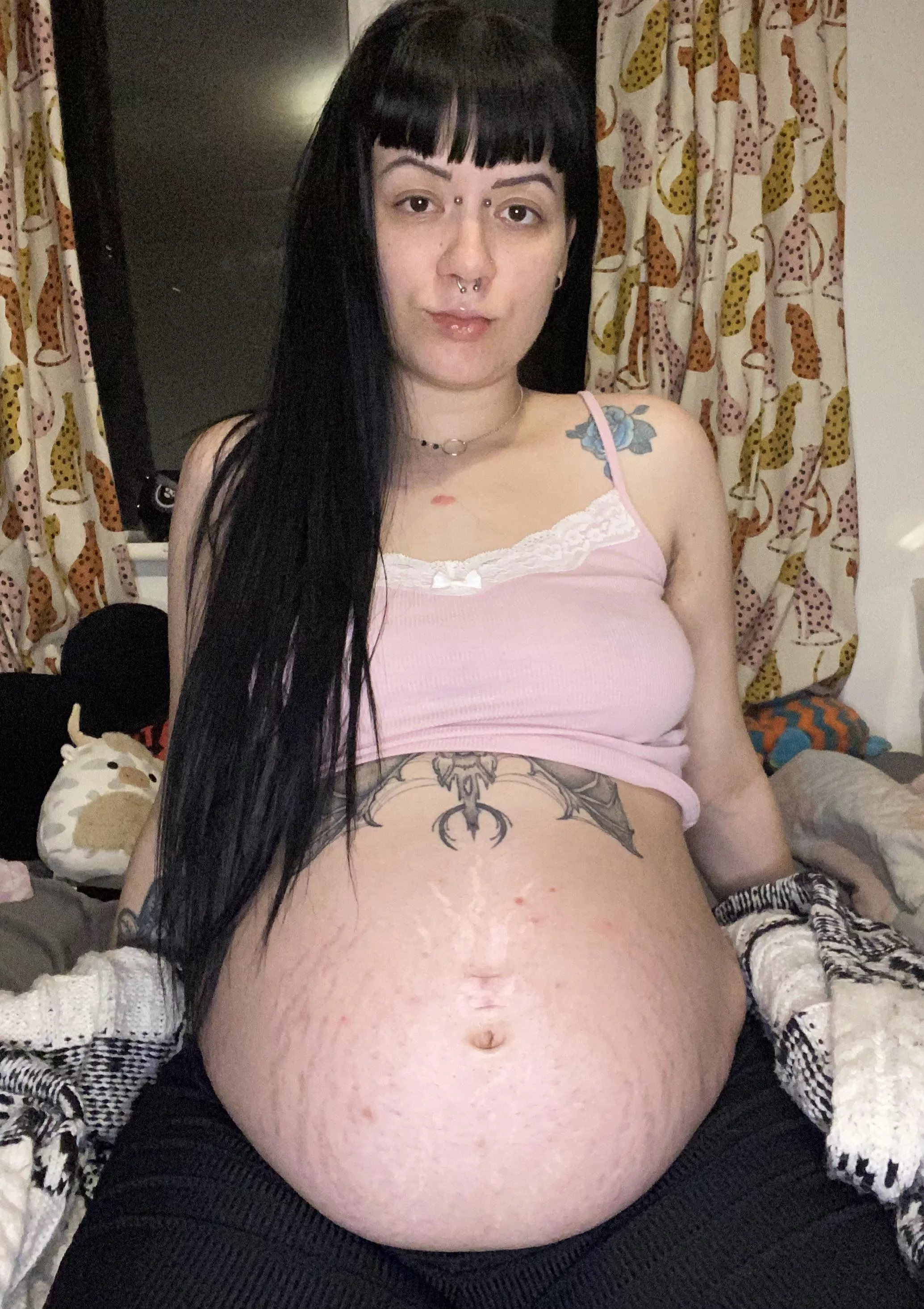 Im getting so big and uncomfortable, want to massage me? 