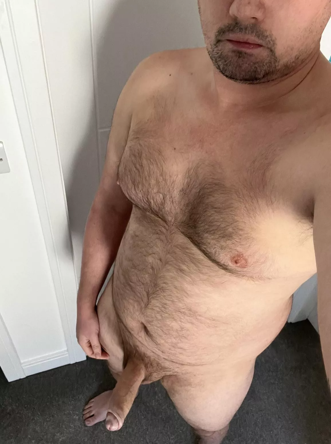 Just a 31 year old guy with a dad bod who likes to be naked