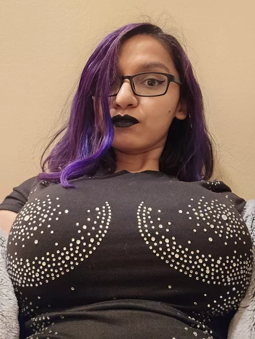 kneel before your goddess