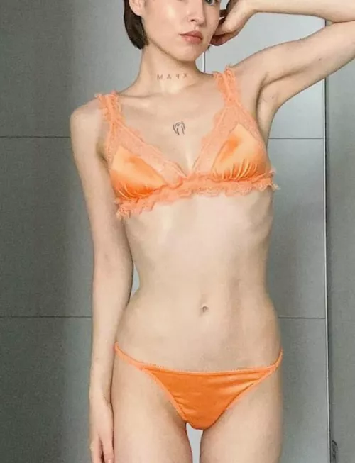 Let’s make this boob bounce