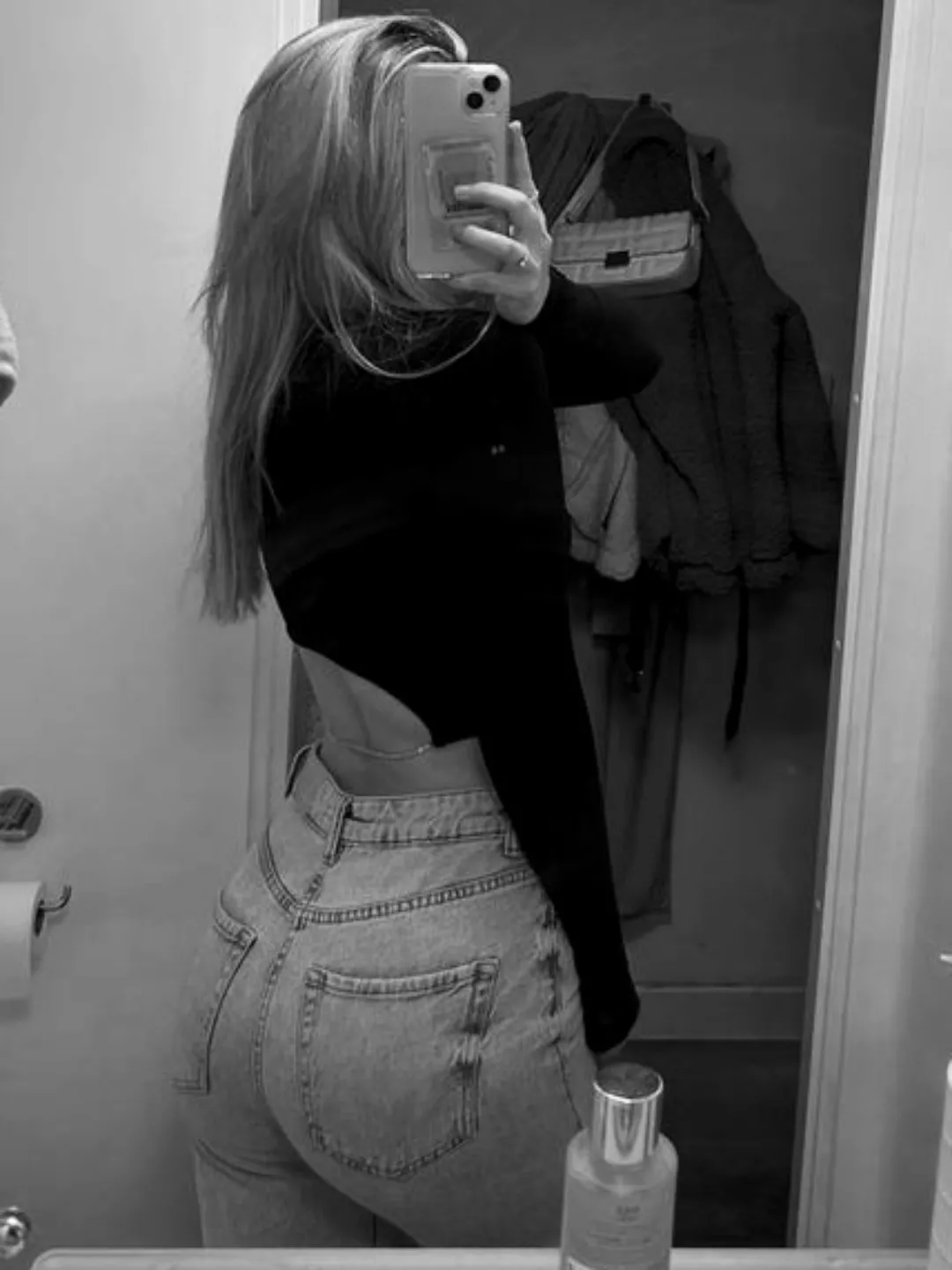 Like my post and DM me to get my snap 