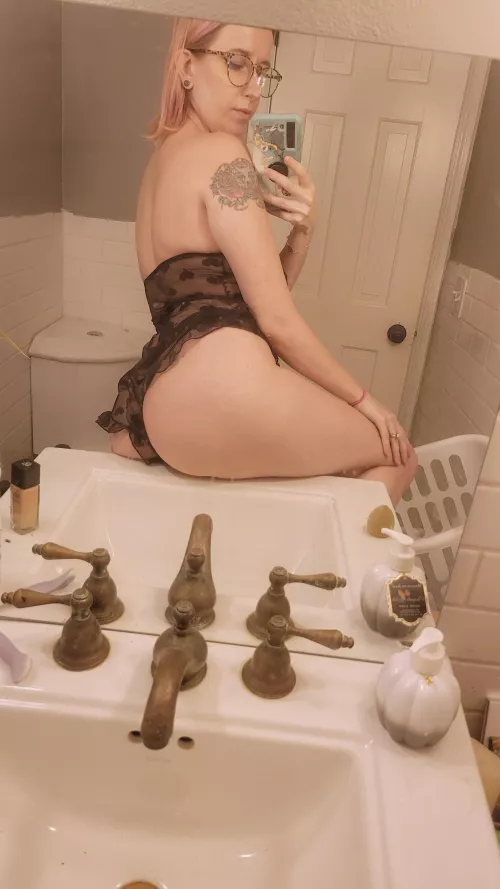 Live now babies - sp00kywitchmom 