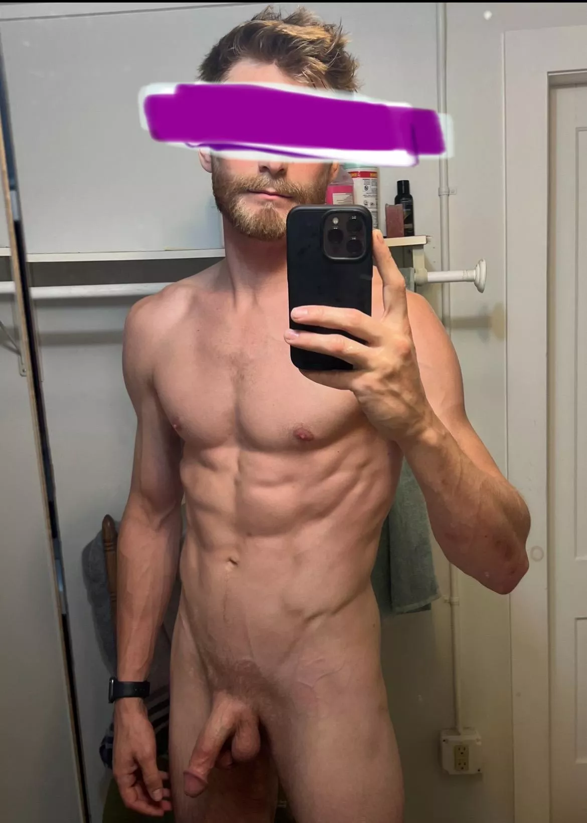 (M) (29) Lookidmg for someone to watch the eclipse with me, Vermont will be far to crowded to be all alone 🥺.