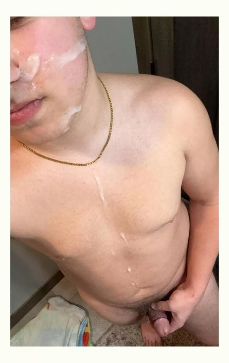 Not usually a big cum guy, but first time hitting my gace was kinda hot… yall like it?