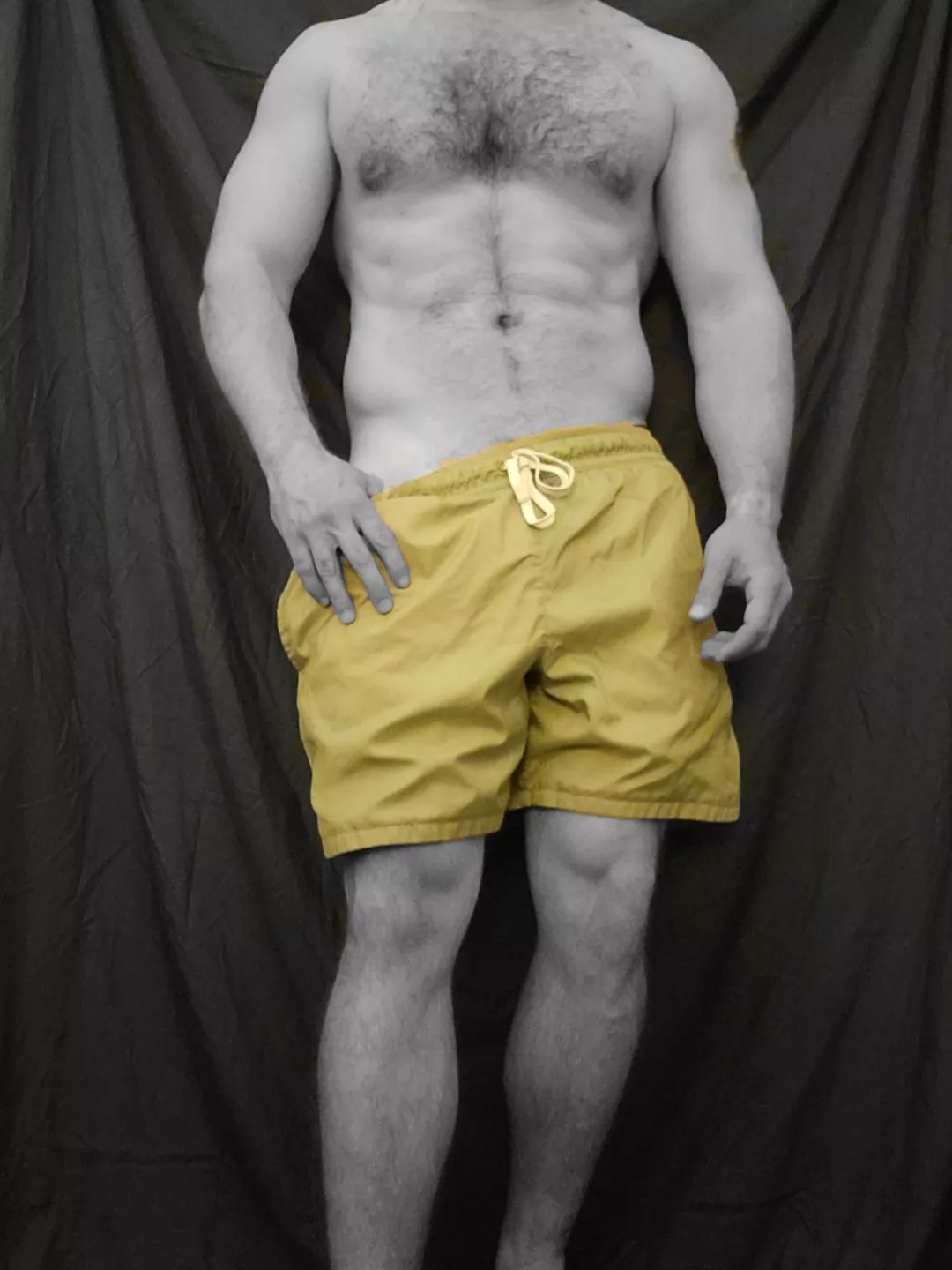 Post workout pump, had to get back to the room because of no photography [m]