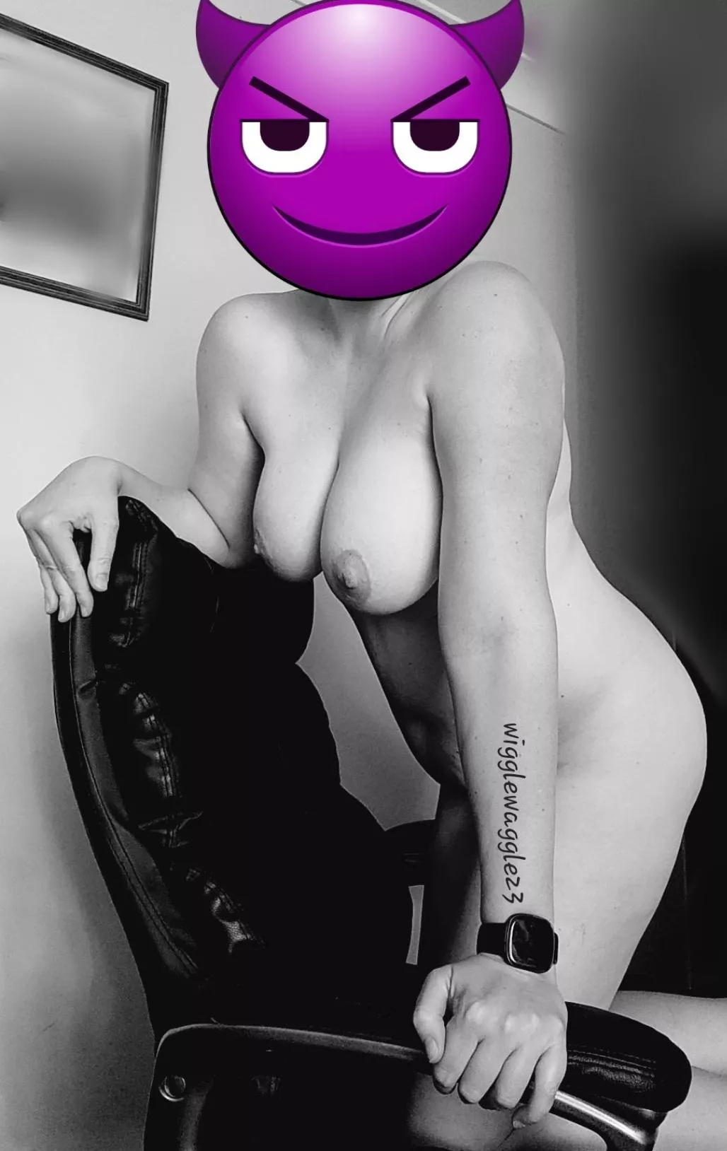 Rainy days sure do suck but not as good as this secretary