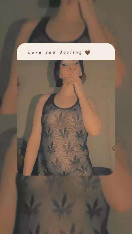 Share a smoke with me? Let’s cum together 