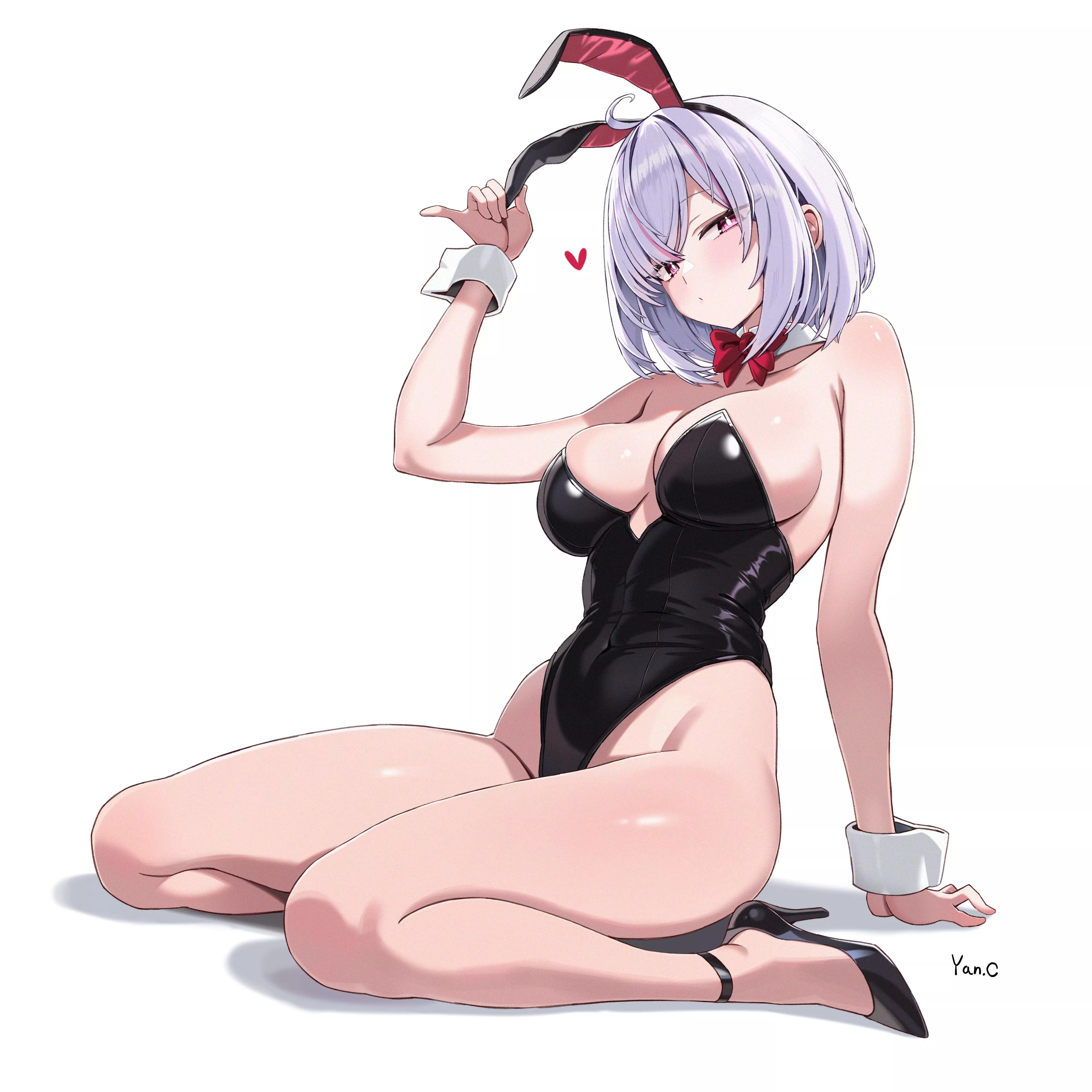 Silver-Haired Bunny Girl 