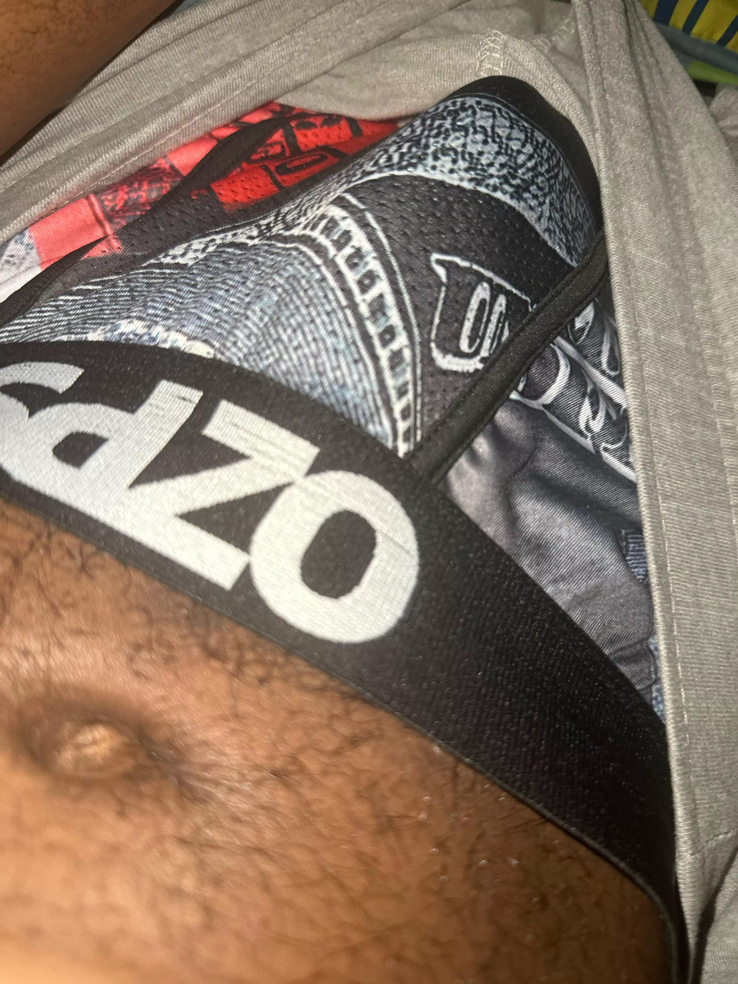 smooth/bubble add me my dick is getting hard and i’m fitted ineedbttms_4