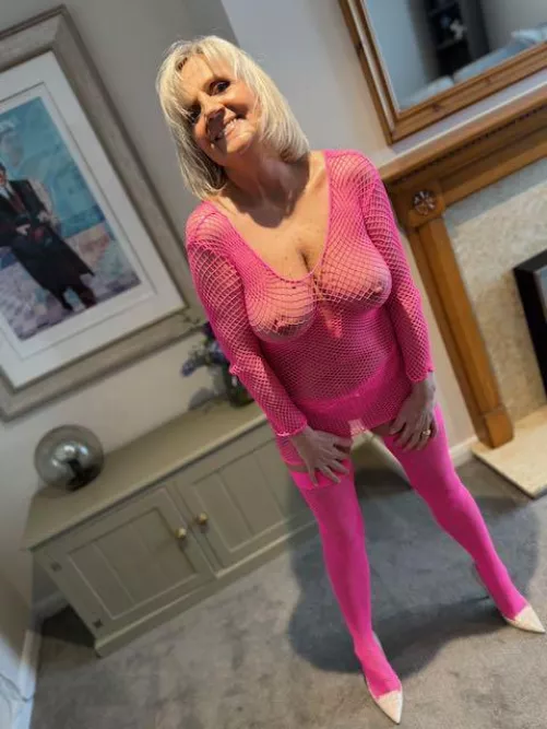 Still feeling Naughty and loving it (F61)