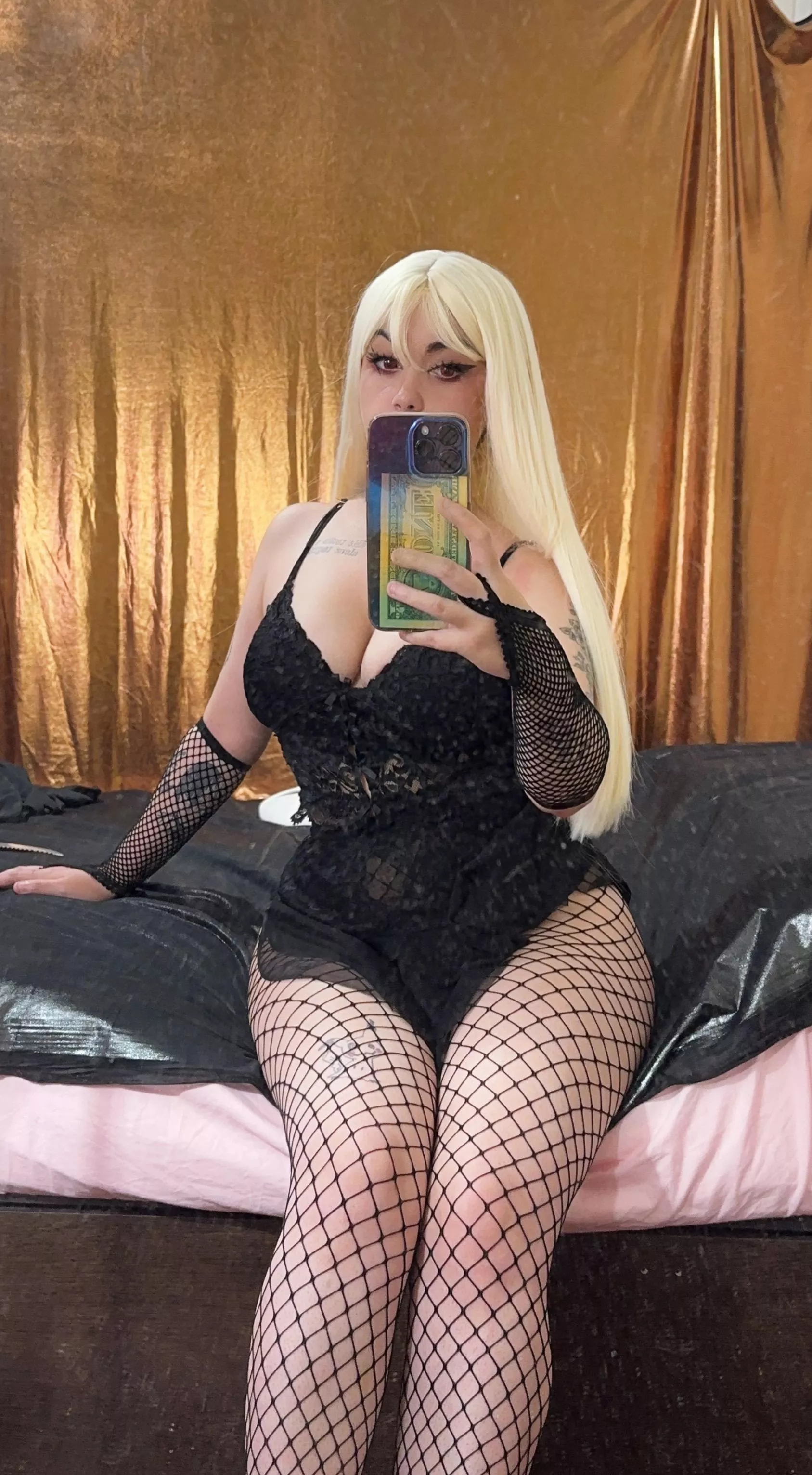 Use my thighs as ear muffs