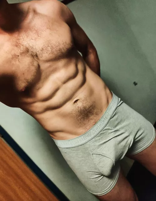 V lines pointing to what you want!