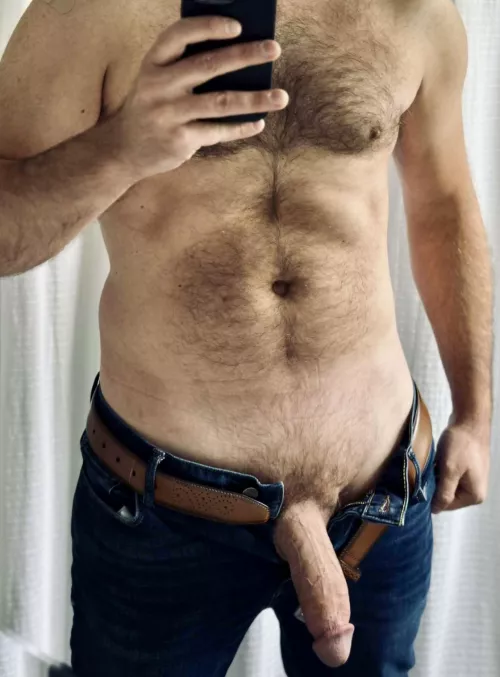 Who wants to hang out this weekend ;) [37]