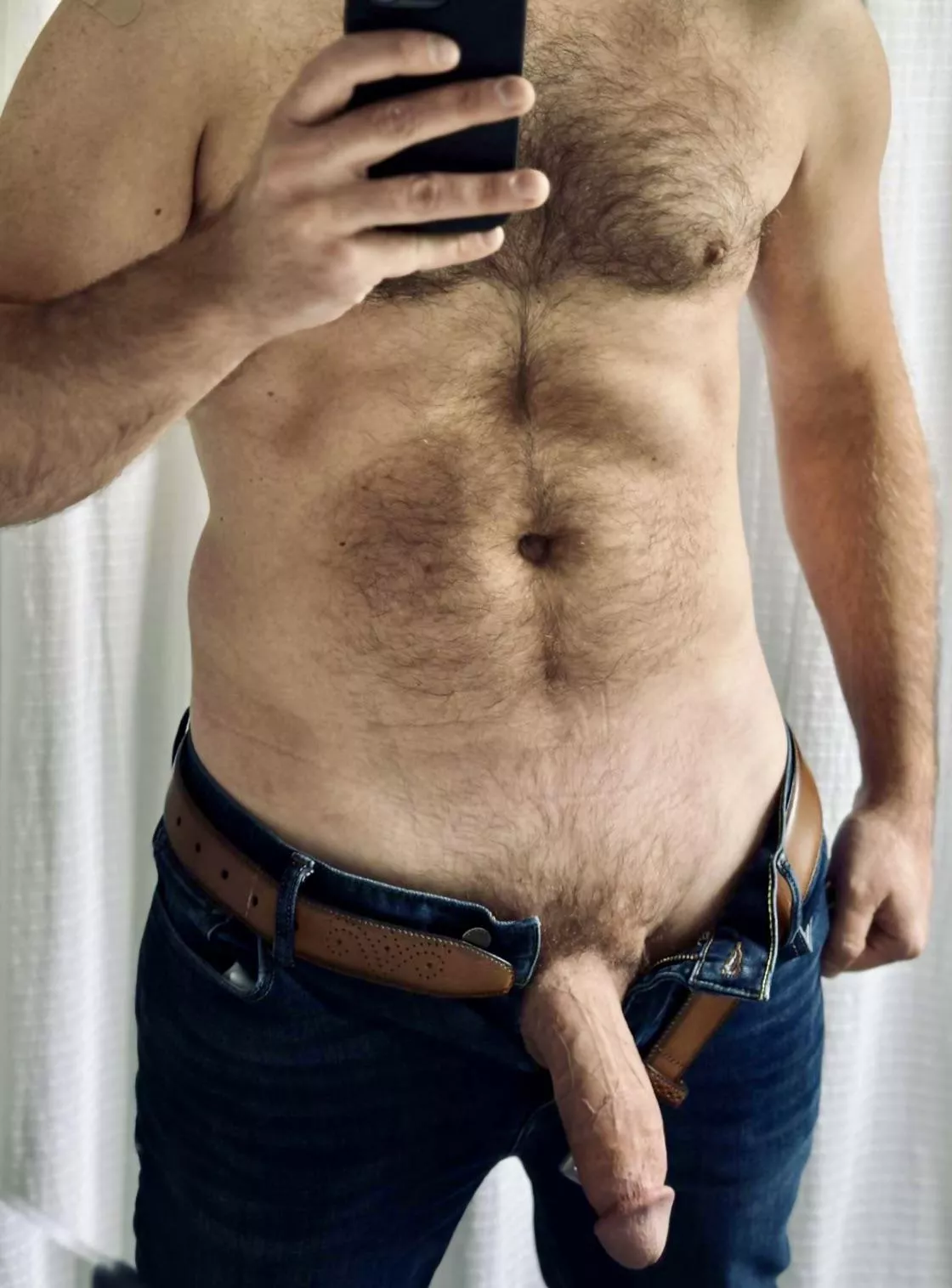 Who wants to hang out this weekend ;) [37]