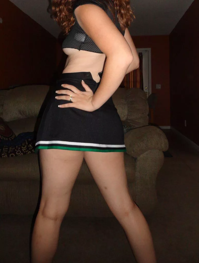 Wives that used to be cheerleaders can be hot