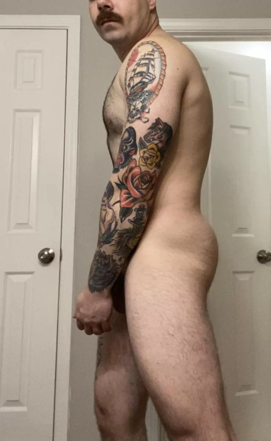 You have to finish your meal before I give you your creampie. 