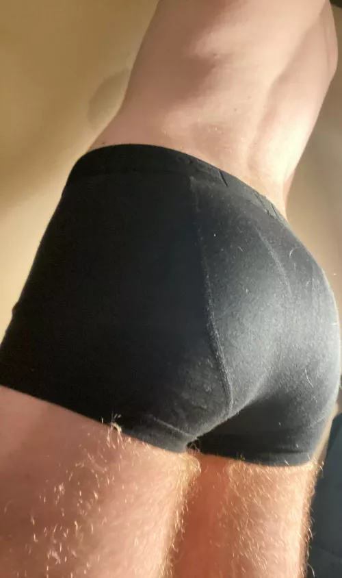 18 They say black is slimming, I hope my ass still looks big.