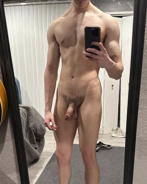 [22M, 145lbs, 5’9] Decent enough?