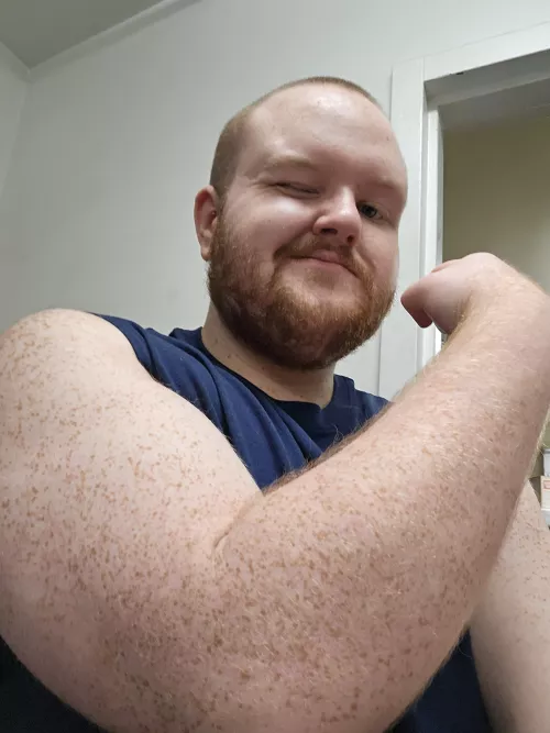 23m Hey! Chubby kinky ginger bear here!