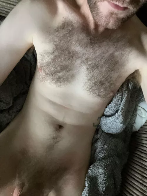 31m UK slim/hairy gaymer SC:jay234558