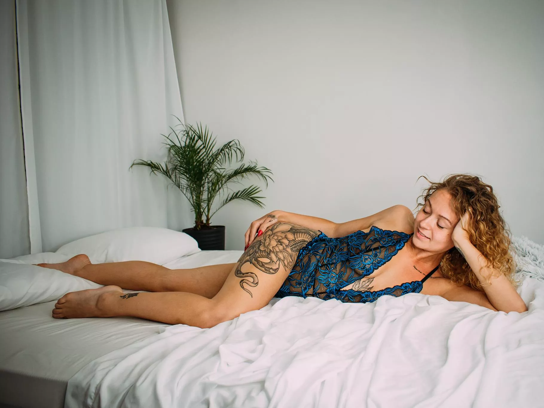 Blue makes my eyes pop... even though I know you wouldn't be looking at my eyes 😘