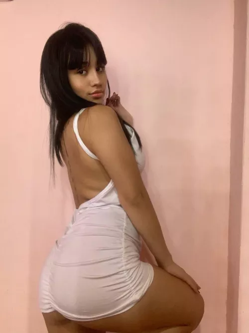 Can I be your little arm candy? 