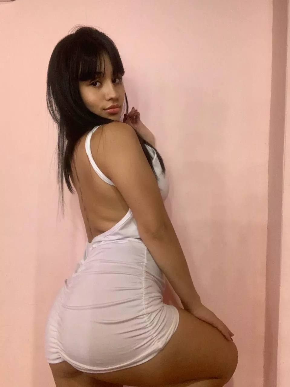 Can I be your little arm candy? 