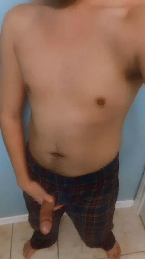 Do these pants look good on me?