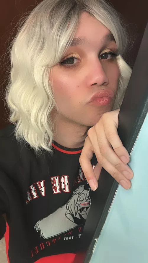 Dressing up is the only time I feel actually good about myself