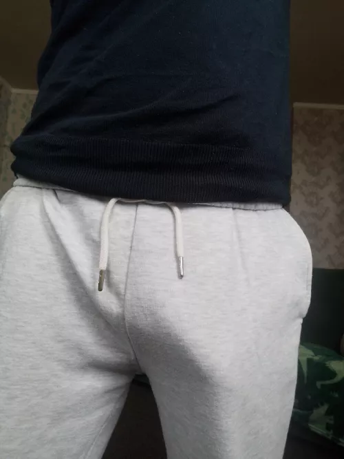 Grey Joggers are back out 